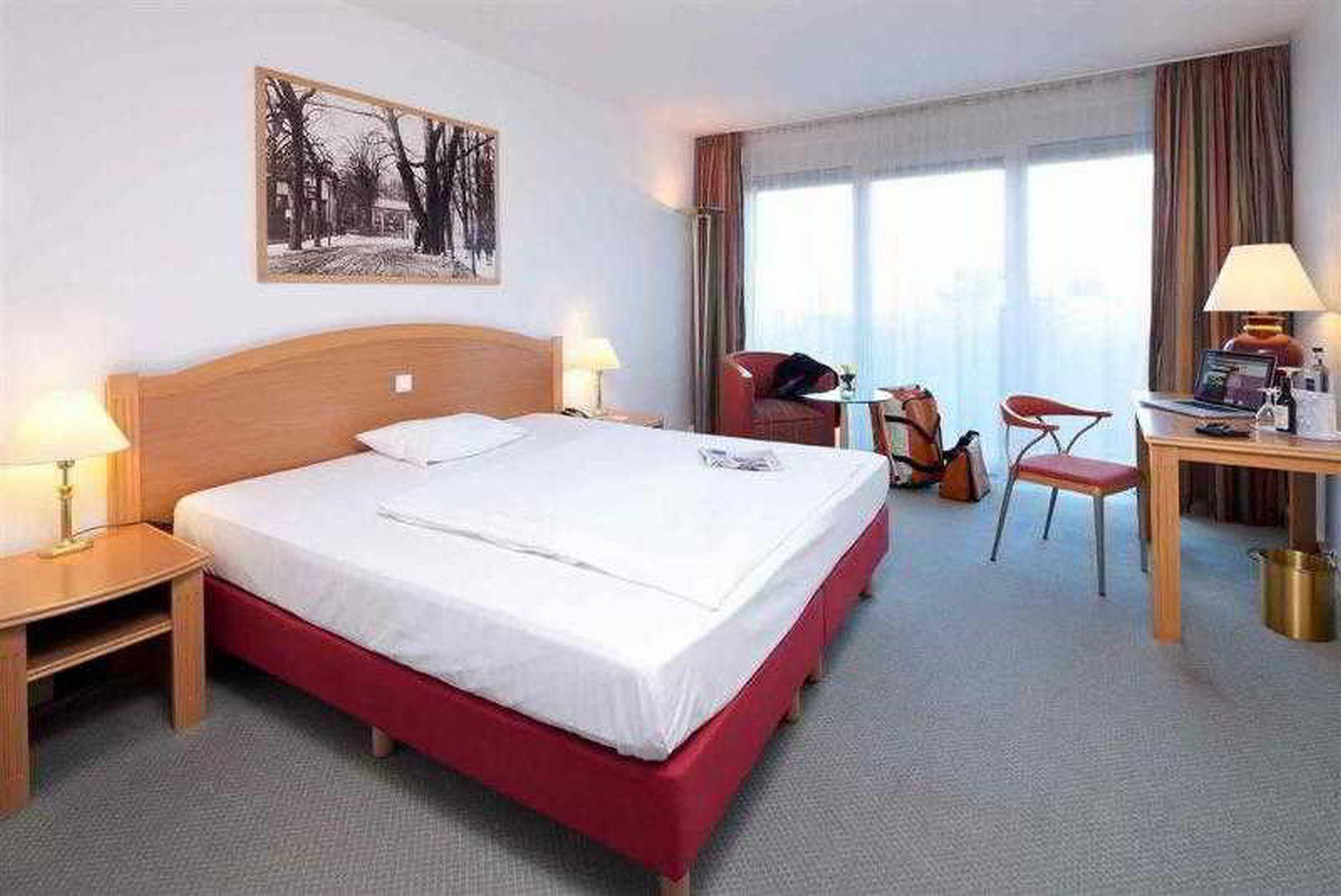 Mercure Tempelhof 4*